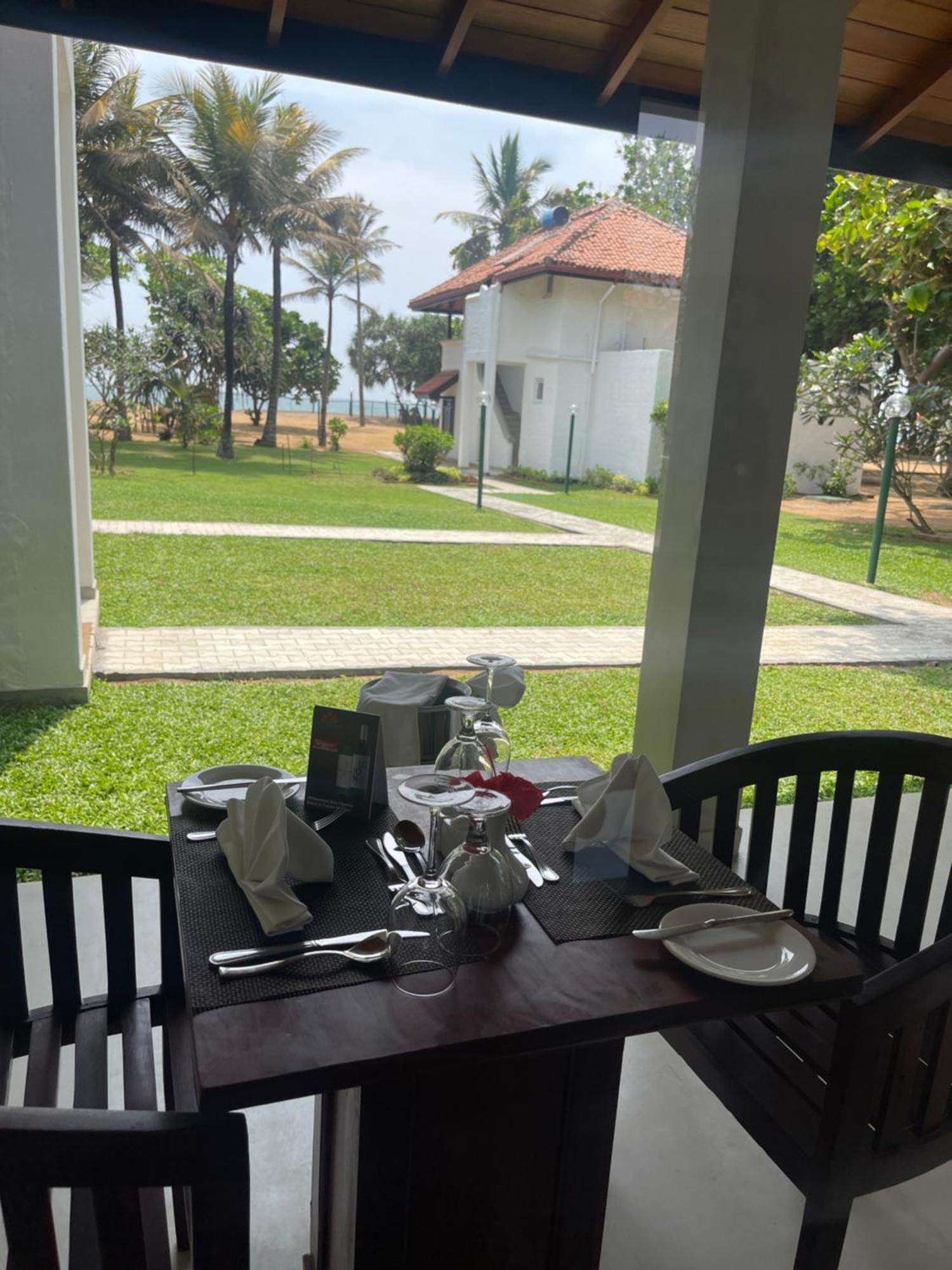 ฮิบิสคัส บีช โฮเต็ล Hotel กาลูทารา ภายนอก รูปภาพ