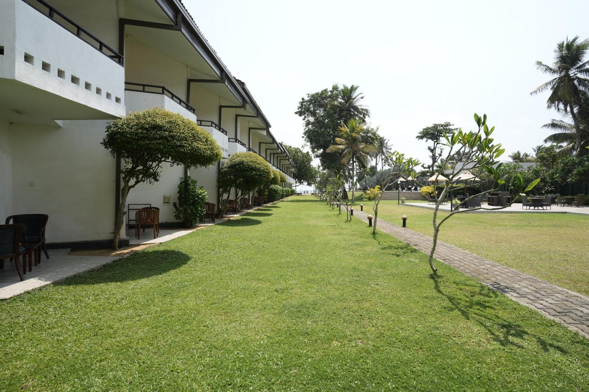 ฮิบิสคัส บีช โฮเต็ล Hotel กาลูทารา ภายนอก รูปภาพ